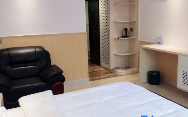 Xiangfu Business Hotel (Yongzhou Vocational and Technical College)