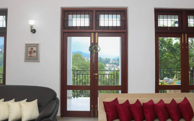 Holistic Villas Hills