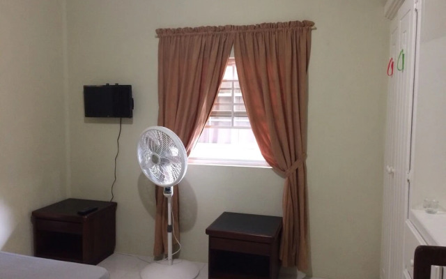 Ocean Sky Apartments Barbados
