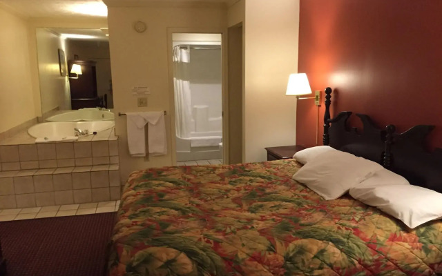 Wildwood Inn Tropical Dome & Theme Suites