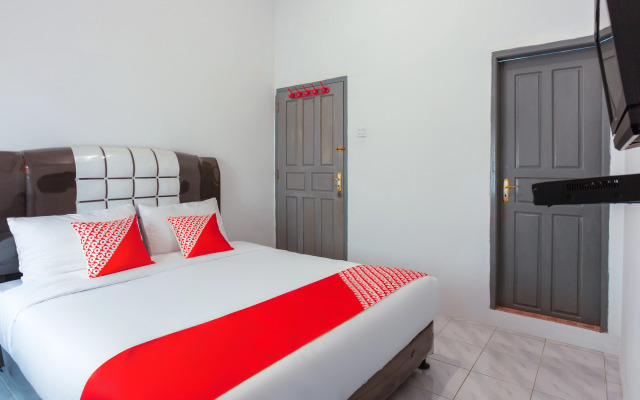 Putri Residence Syariah by OYO Rooms