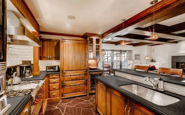 1-#36 One Willow Bridge 3BD