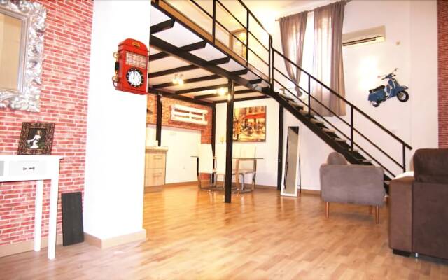 Apartamentos Sevilla Palace