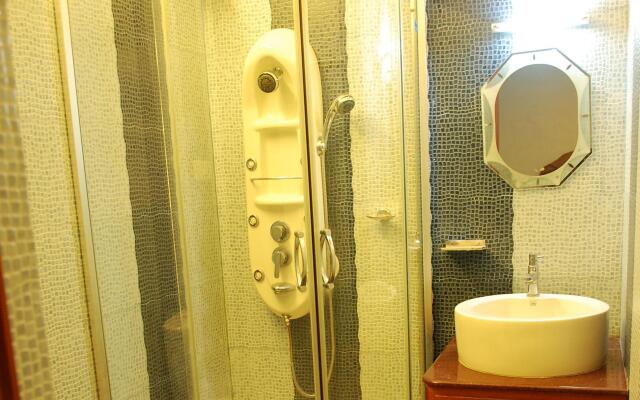 Coconut Creek Kumarakom Homestay Hotel