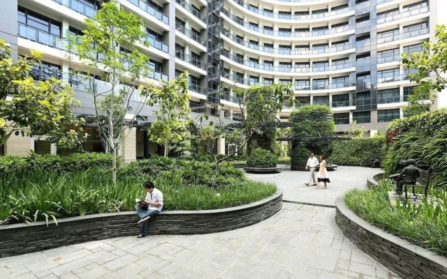 Seven Doors in Gramercy Makati