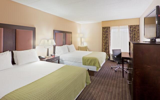 Holiday Inn Express Suites Charleston by IHG