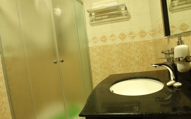 Geza Apartment Hotel