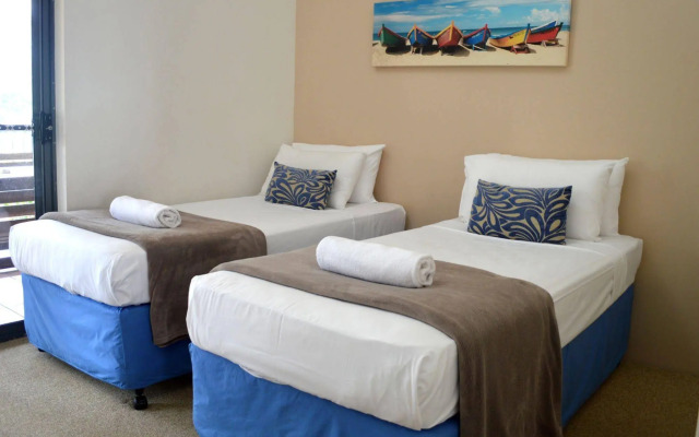 Outrigger Bay Apartments