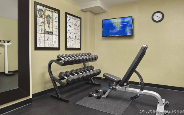 Holiday Inn Express Hotel Naples Downtown - 5th Avenue