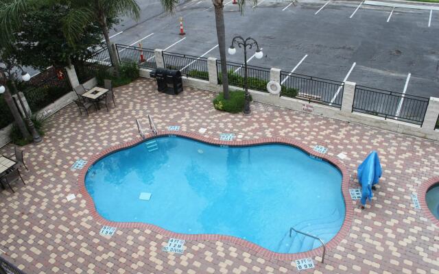 Holiday Inn Express & Suites Alice by IHG