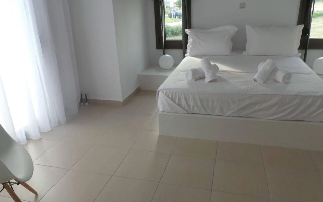 Niovi Boutique Apartments