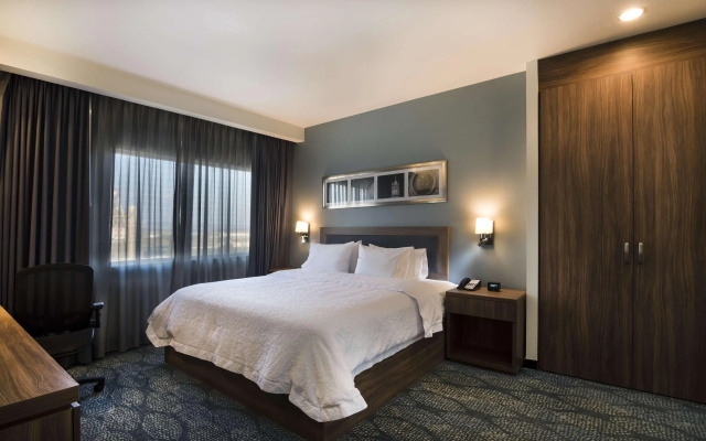 Hampton Inn & Suites by Hilton Salamanca Bajio