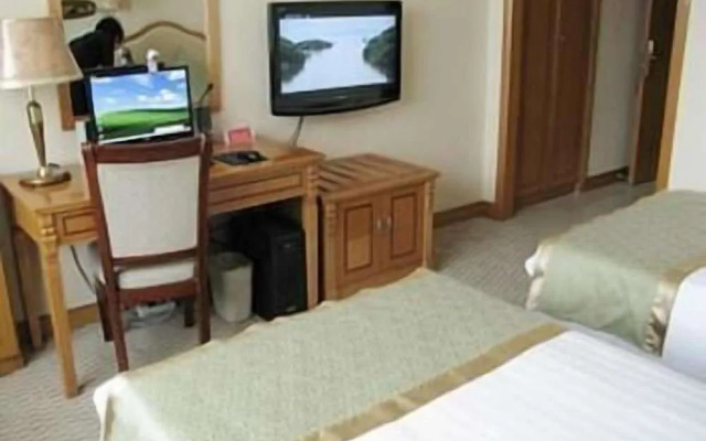 Quzhou City Jinmao Hotel