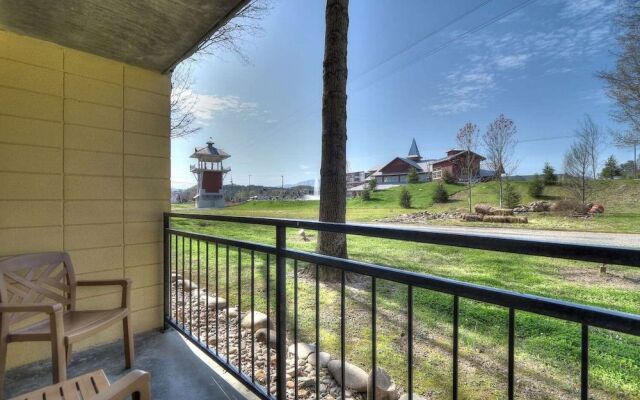 Oak Tree Lodge