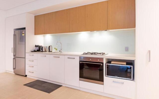 Darwin Waterfront Luxury Suites