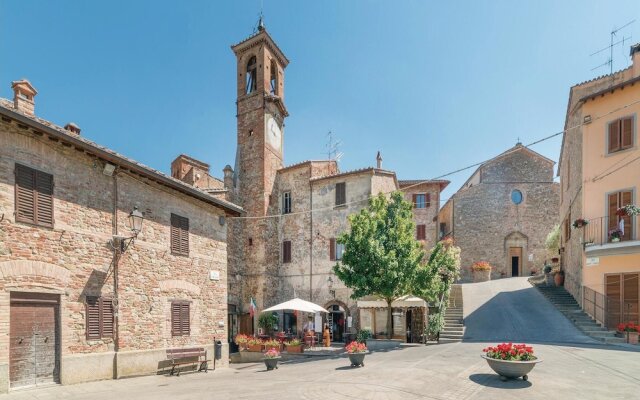 Stunning Home in Monterchi AR With 1 Bedrooms