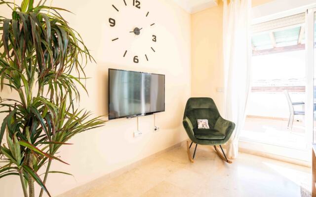 Infinity Sky - Premium Apartment