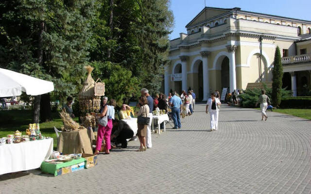 Pod Świerkiem Hotel