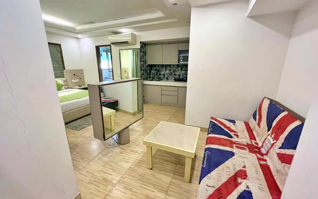 Red Rose Homestay - Rooms with Kitchenette