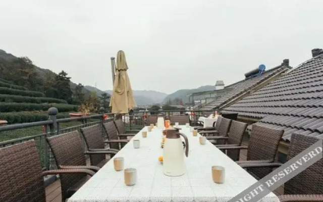 Hangzhou Qingcha Hostel