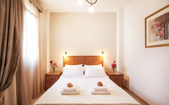 Paralio Hotel