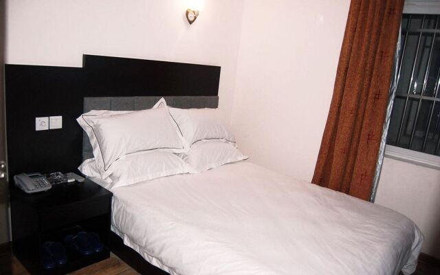 Jitai Hotel - Renmin Square