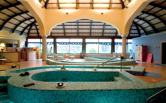 Hotel Club Baia Samuele