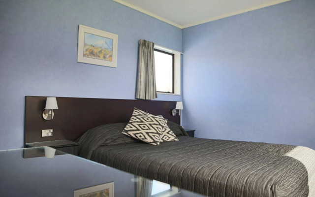 Tussock Grove Boutique Hotel