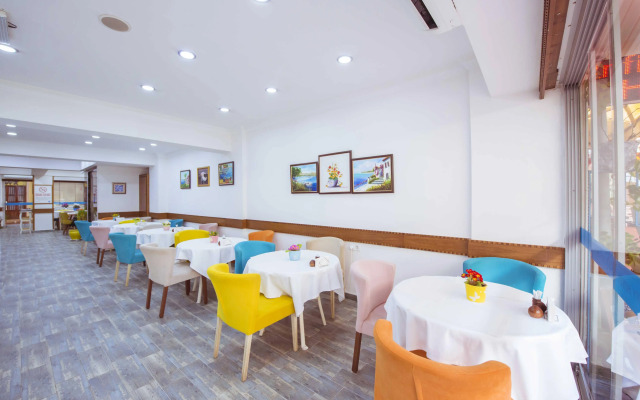 Infinity City Hotel