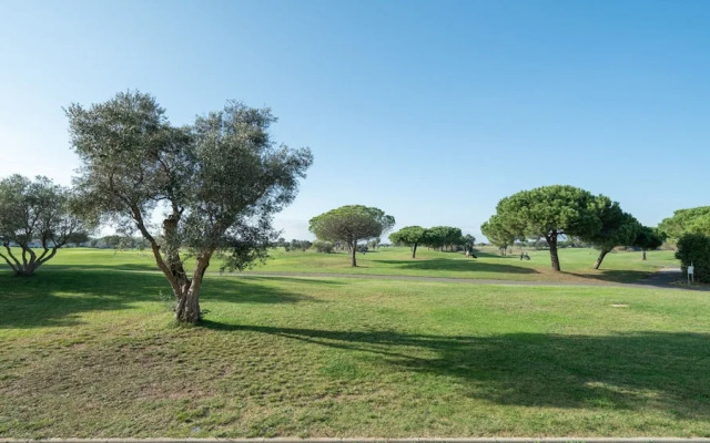 Sunlit Coastal Comfort