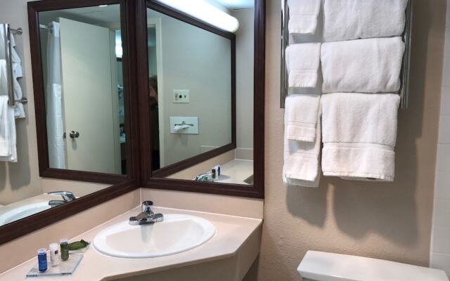 Holiday Inn Louisville-north (clarksville)