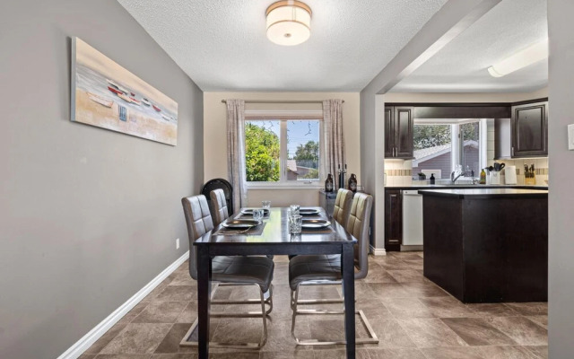 Bahama Breeze No Service Fees Hot Tub Pool