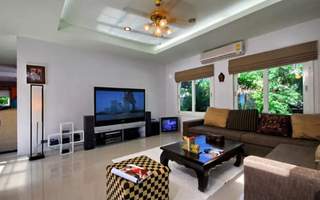 4 Bedroomed Villa In Chaweng P1 SDV193 - By Samui Dream Villas
