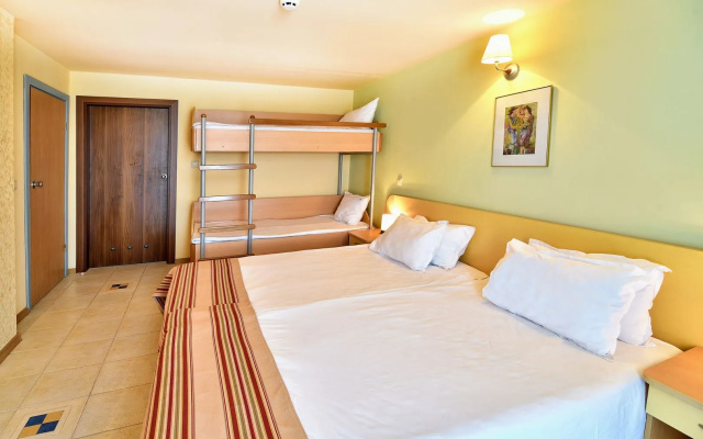 Kaliopa Hotel