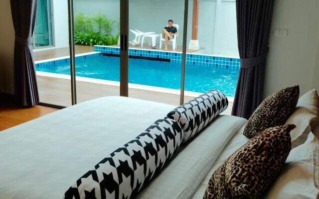 Luxury Pool Villa by Villa Rawai