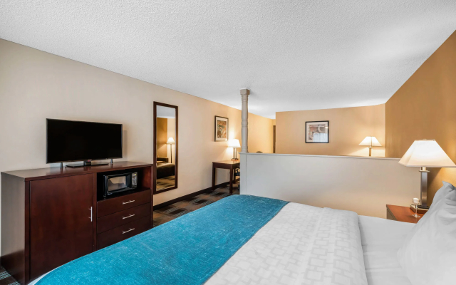 Clarion Inn near JBLM