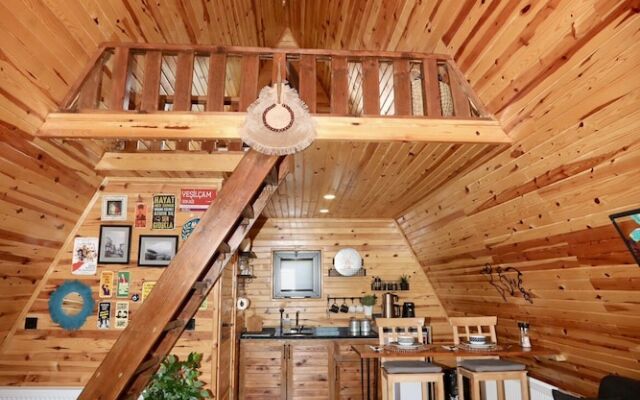 İnce Bungalov