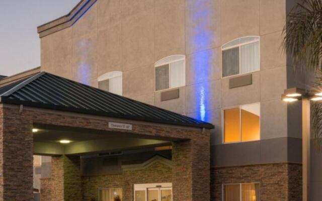 Holiday Inn Express Rocklin - Galleria Area, an IHG Hotel