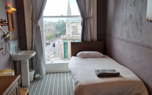 William's Travel Hotel