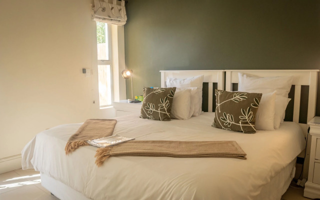 Rustic Manor Bed And Breakfast
