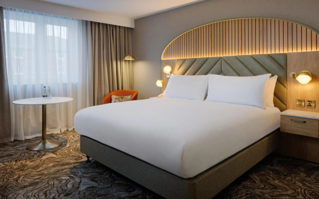 DoubleTree by Hilton Bristol North