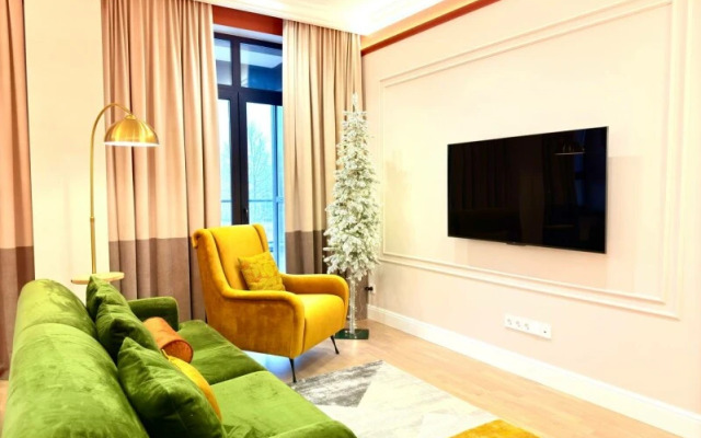 ЕвроУют Менделеева, 30