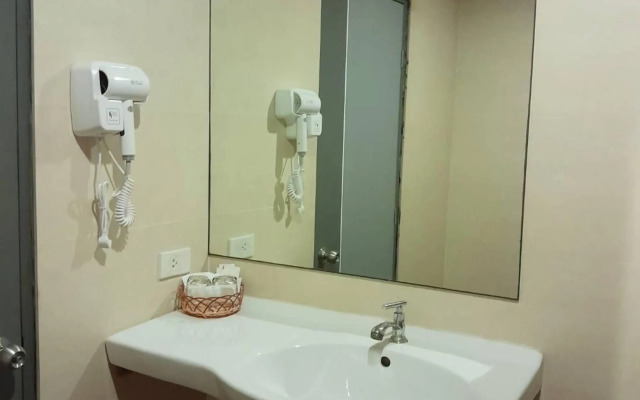 Toto Residence