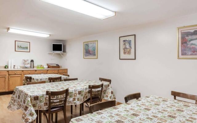 Travelodge by Wyndham Elkton University Area