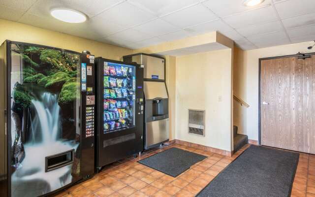 Motel 6 Eau Claire, WI