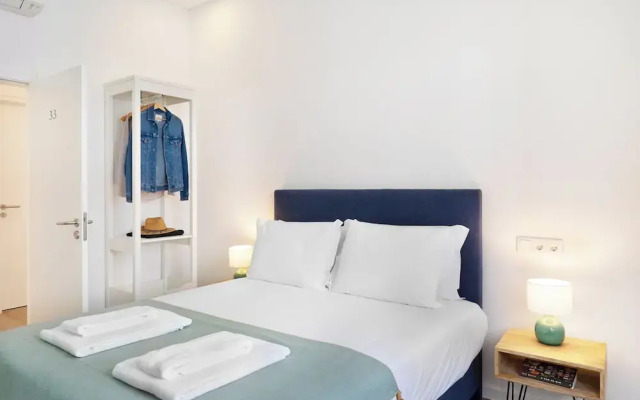 Faro DAZ House by Get Your Stay