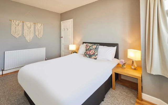 Host Stay The Midland Nest