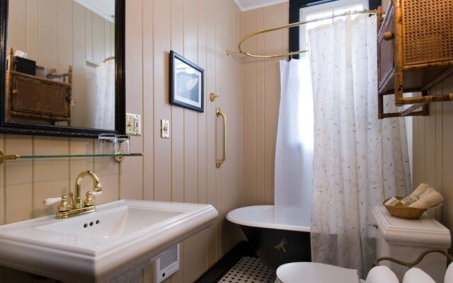 Hill House Bed and Breakfast