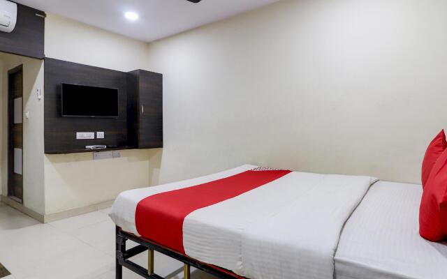 OYO 75687 Hotel Sun City