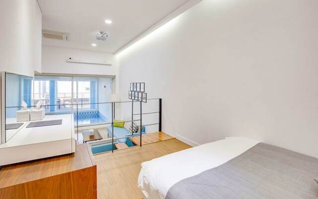 Yeongdeok B Side Pool Villa